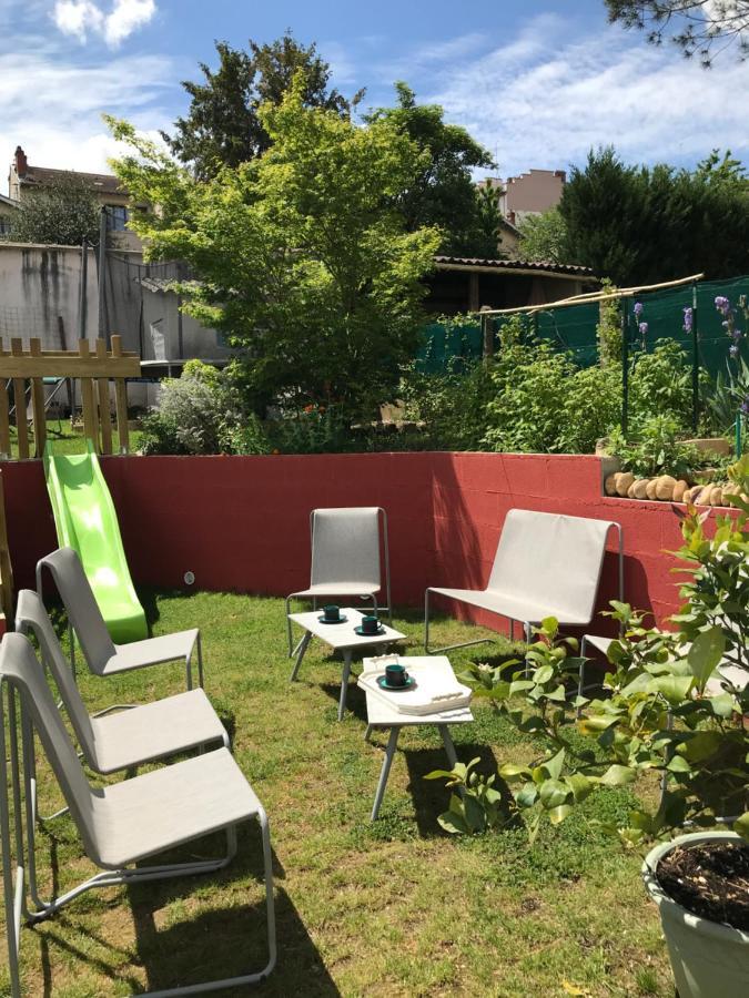 Espace Beleverte Bussiere 1 Tamaris Appartement Meuble De 2 Chambres Oullins Luaran gambar