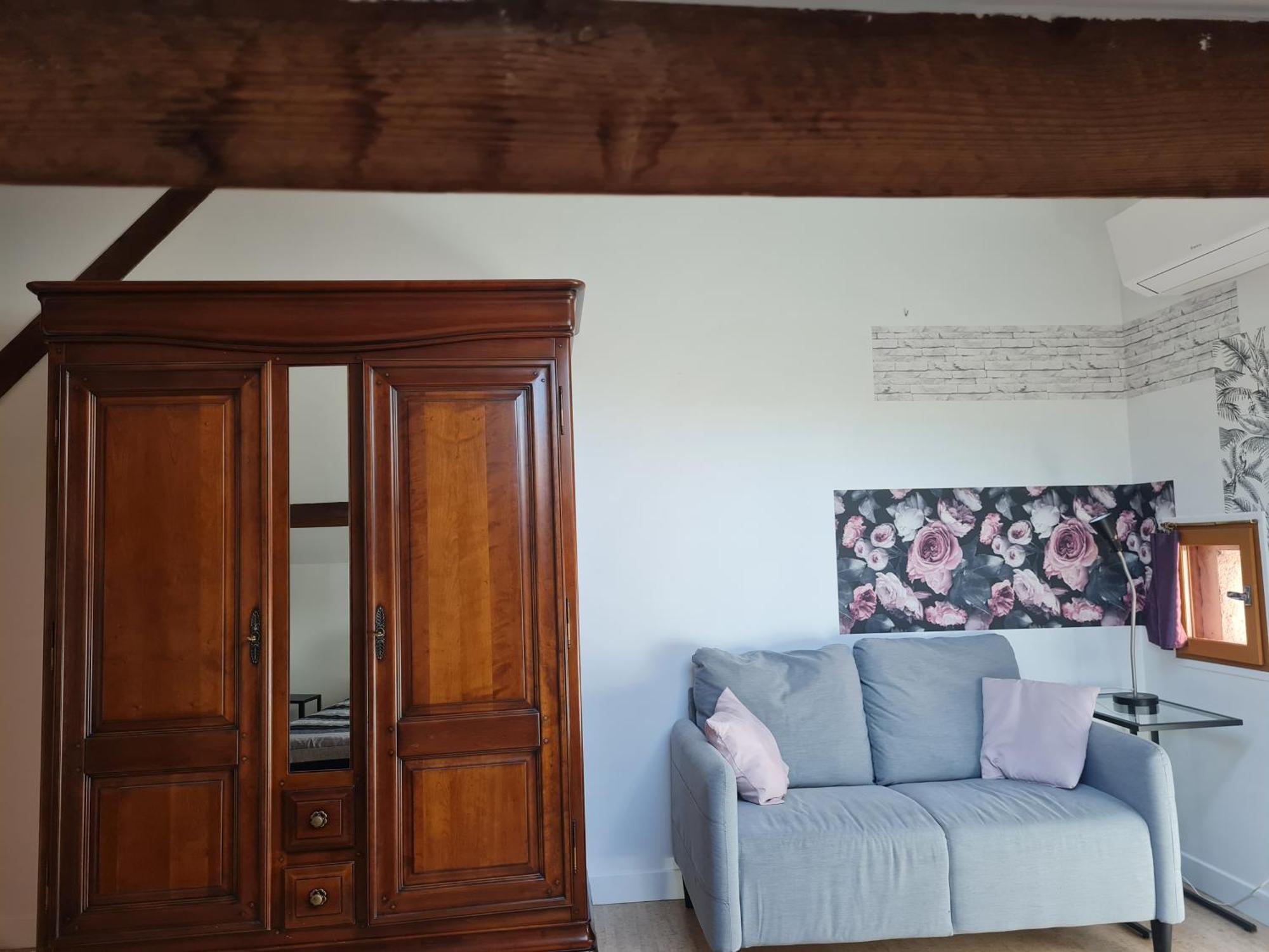 Espace Beleverte Bussiere 1 Tamaris Appartement Meuble De 2 Chambres Oullins Luaran gambar