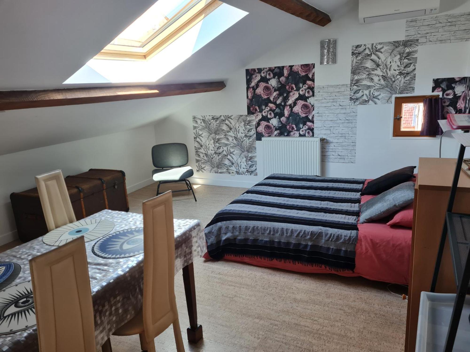 Espace Beleverte Bussiere 1 Tamaris Appartement Meuble De 2 Chambres Oullins Luaran gambar